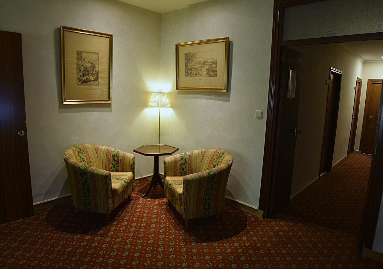 Hotel Mercedes Аранхес Екстериор снимка
